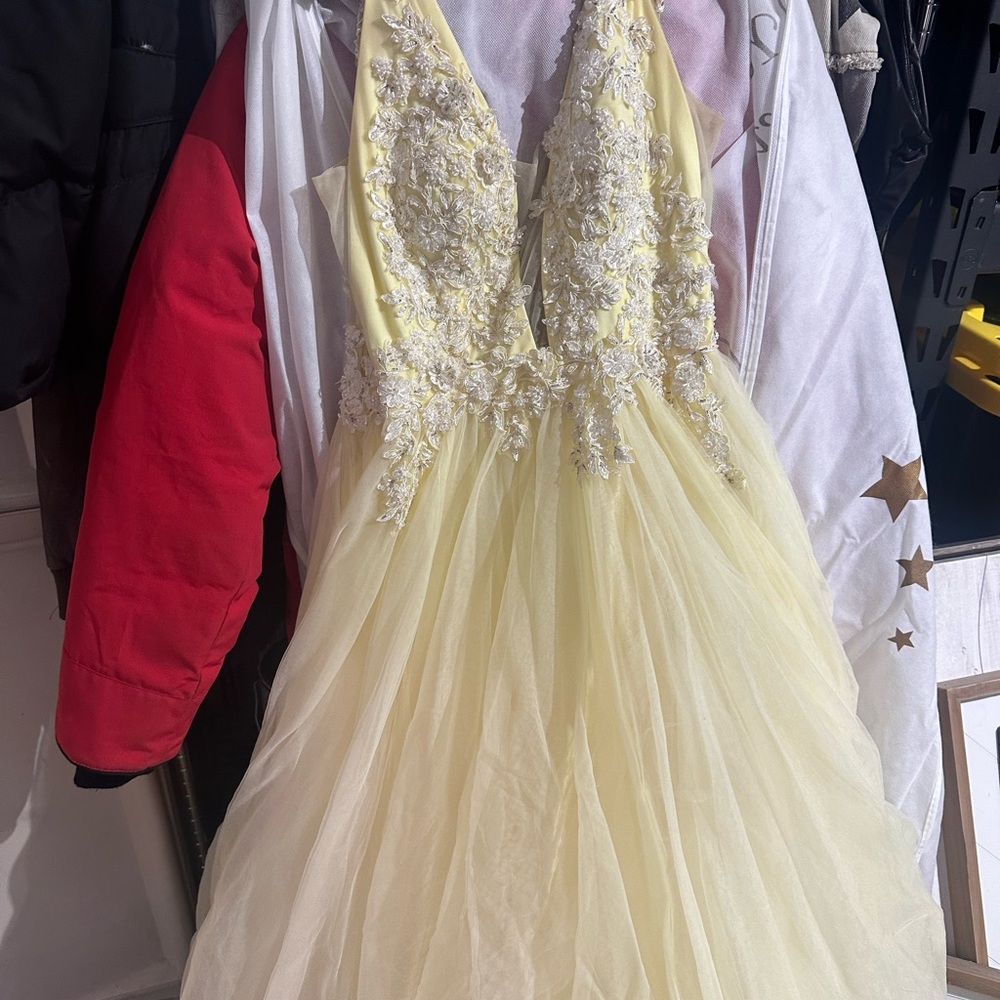 Vienna Prom Dress - Picture 2 of 11